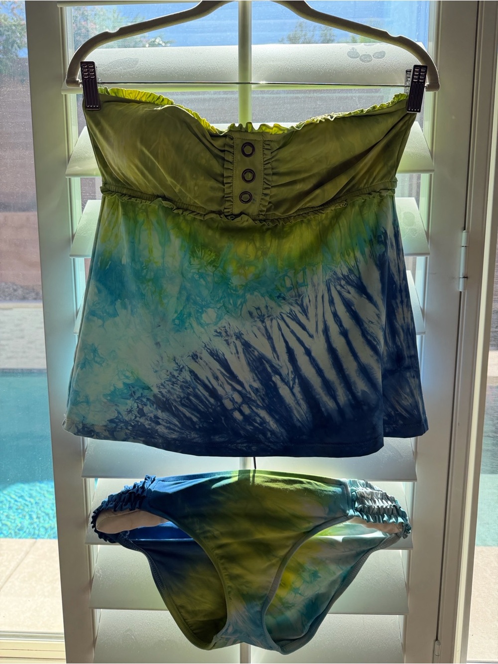 Lucky Brand Lime Green and Blue Tie-Dye strapless Tankini, Size L, Excellent!